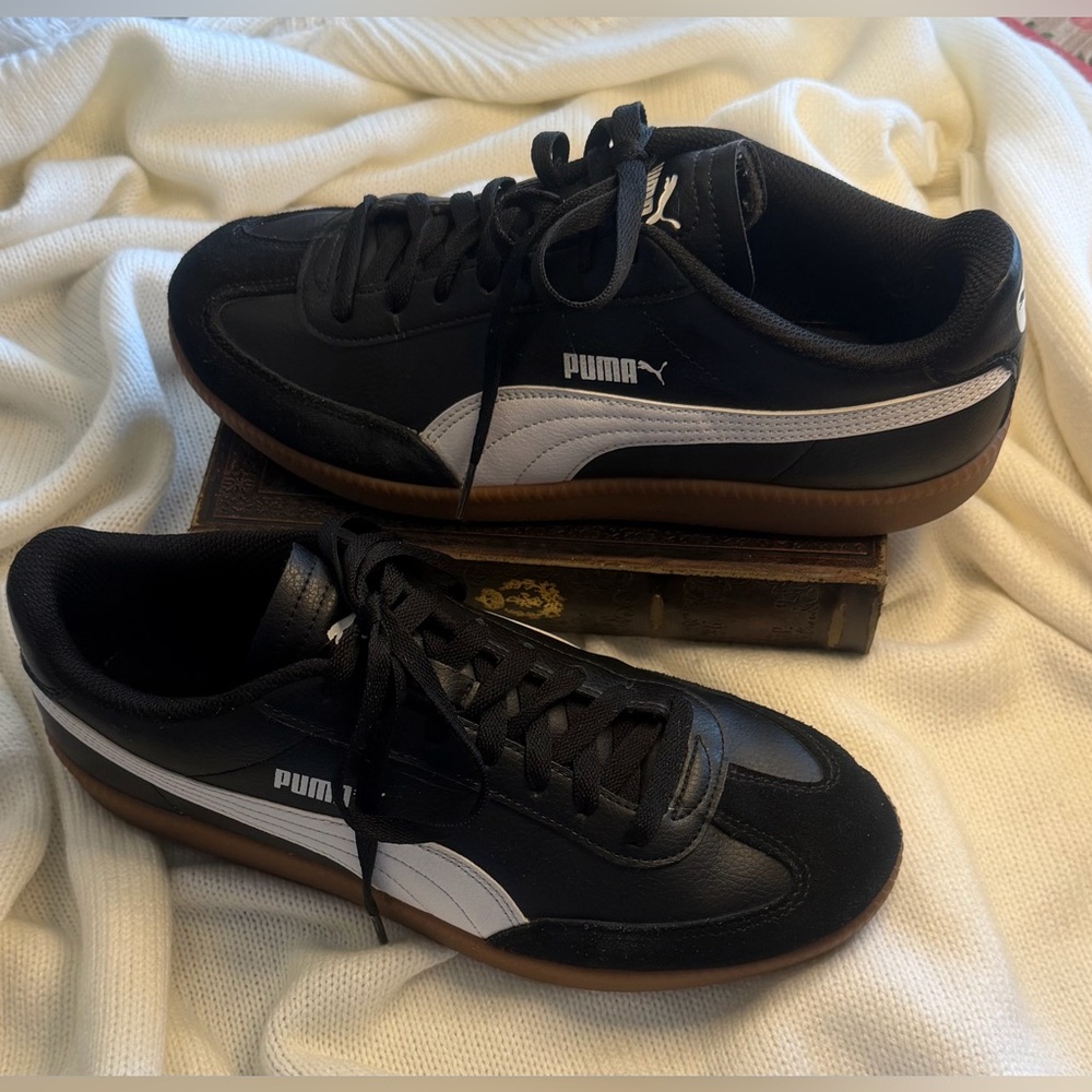 Puma Men's Black Sneakers Size 9